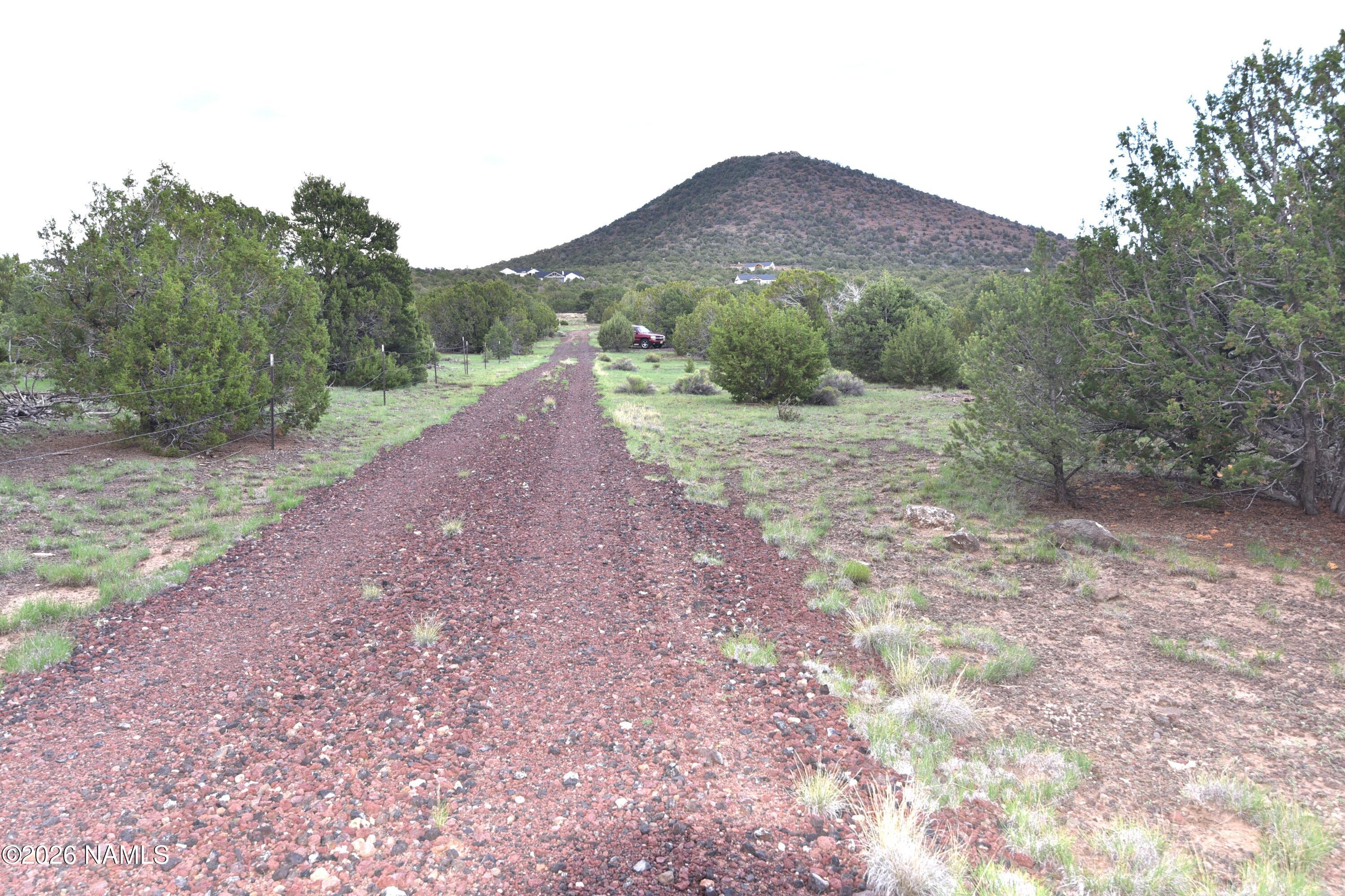 304 East Black Feather Road Williams, AZ 86046 - Photo 2 of 11 DSC_5325