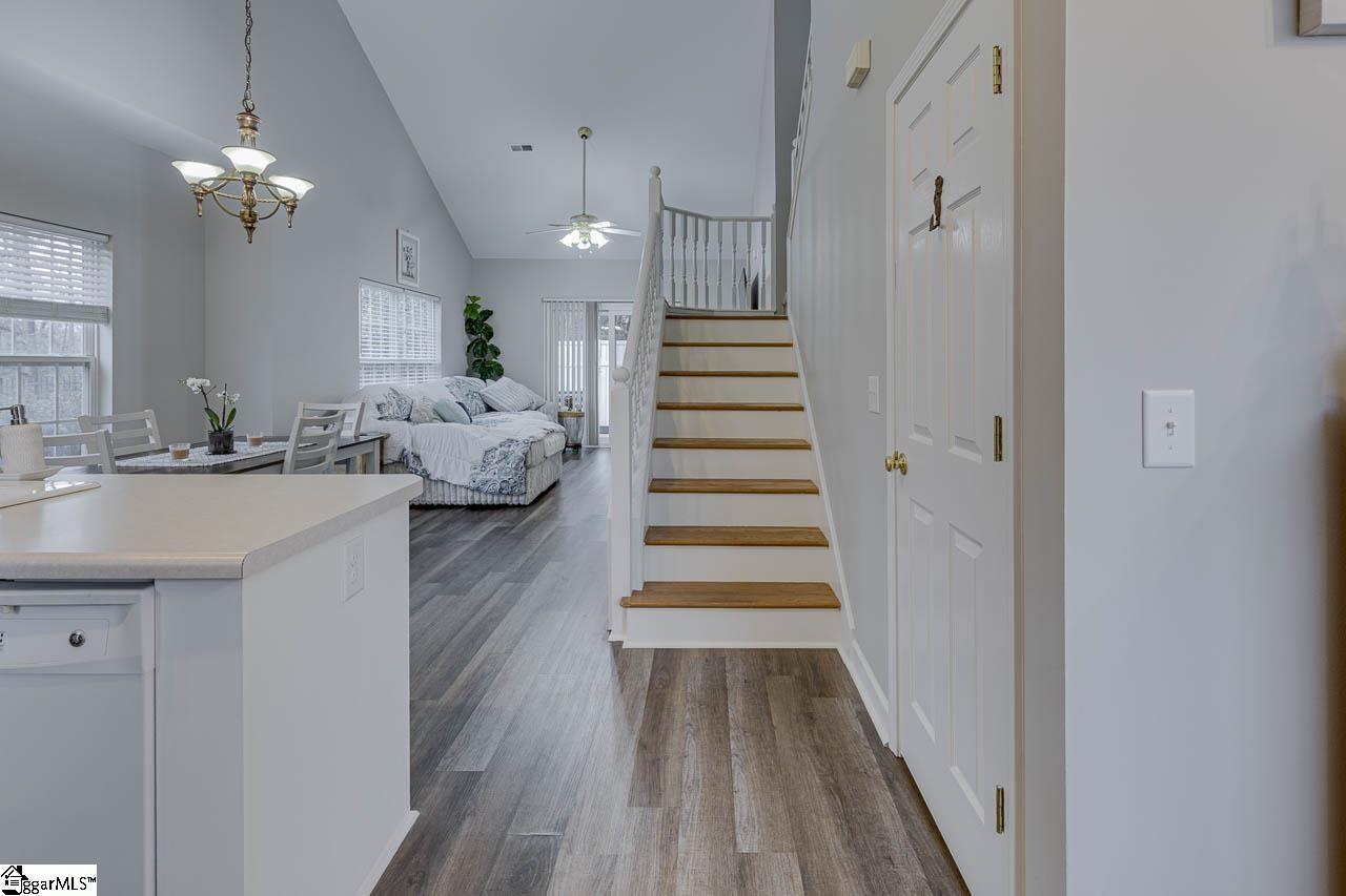 72 Ridgestone Circle Mauldin, SC 29662 - Photo 5 of 36