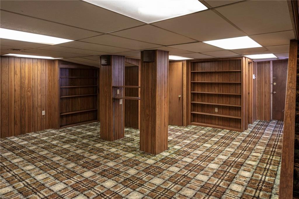 5616 Marlborough Road Pittsburgh, PA 15217 - Photo 20 of 23 Lower level perfect for gameroom...