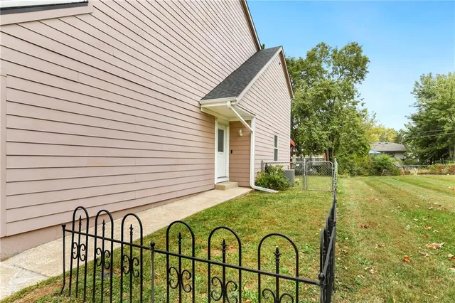 $245,000 | 1312 East 123rd Terrace, Unit A, Olathe, KS 66061