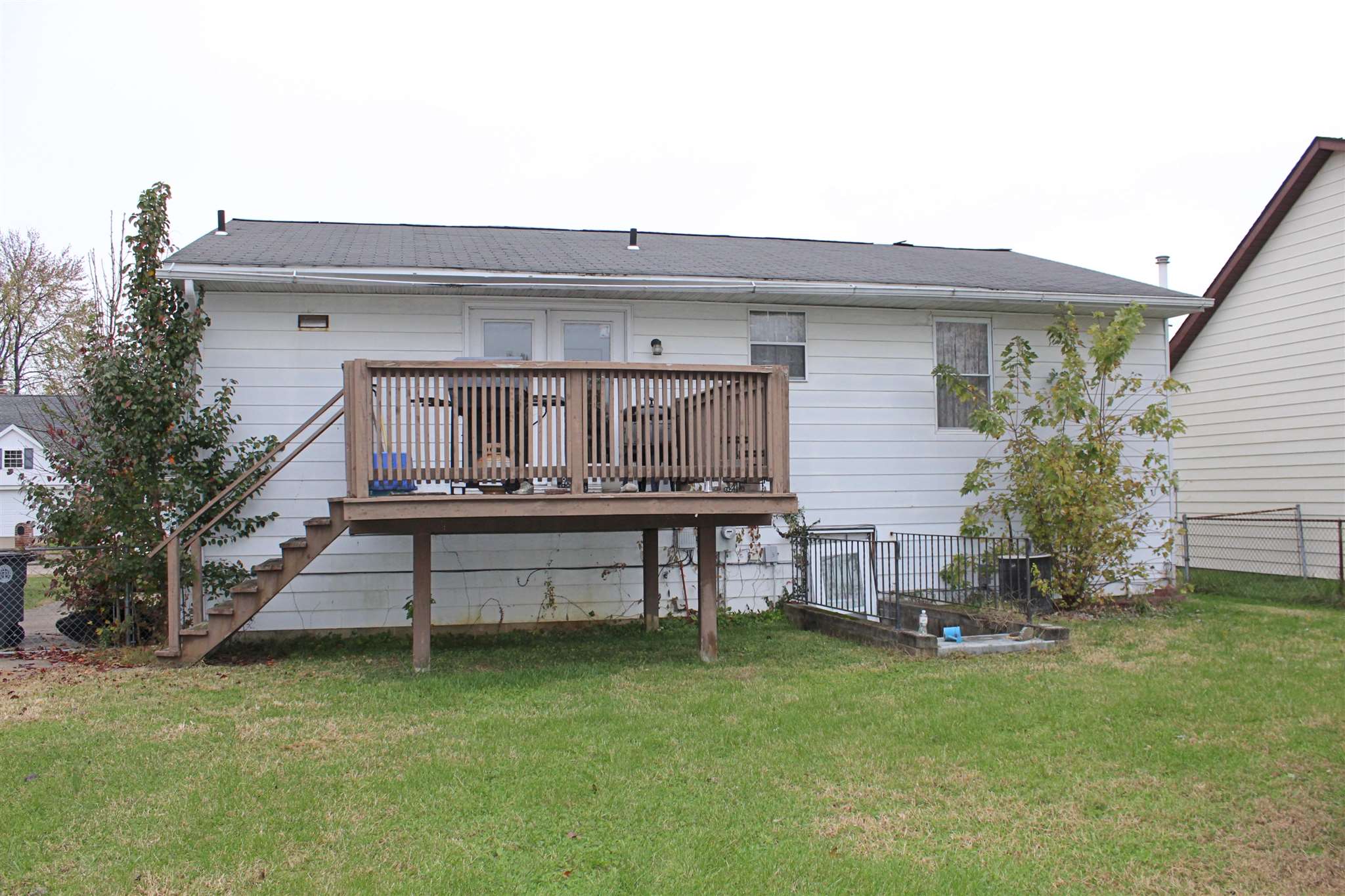 4121 Spring Valley Road Evansville, IN 47715 - Photo 3 of 5