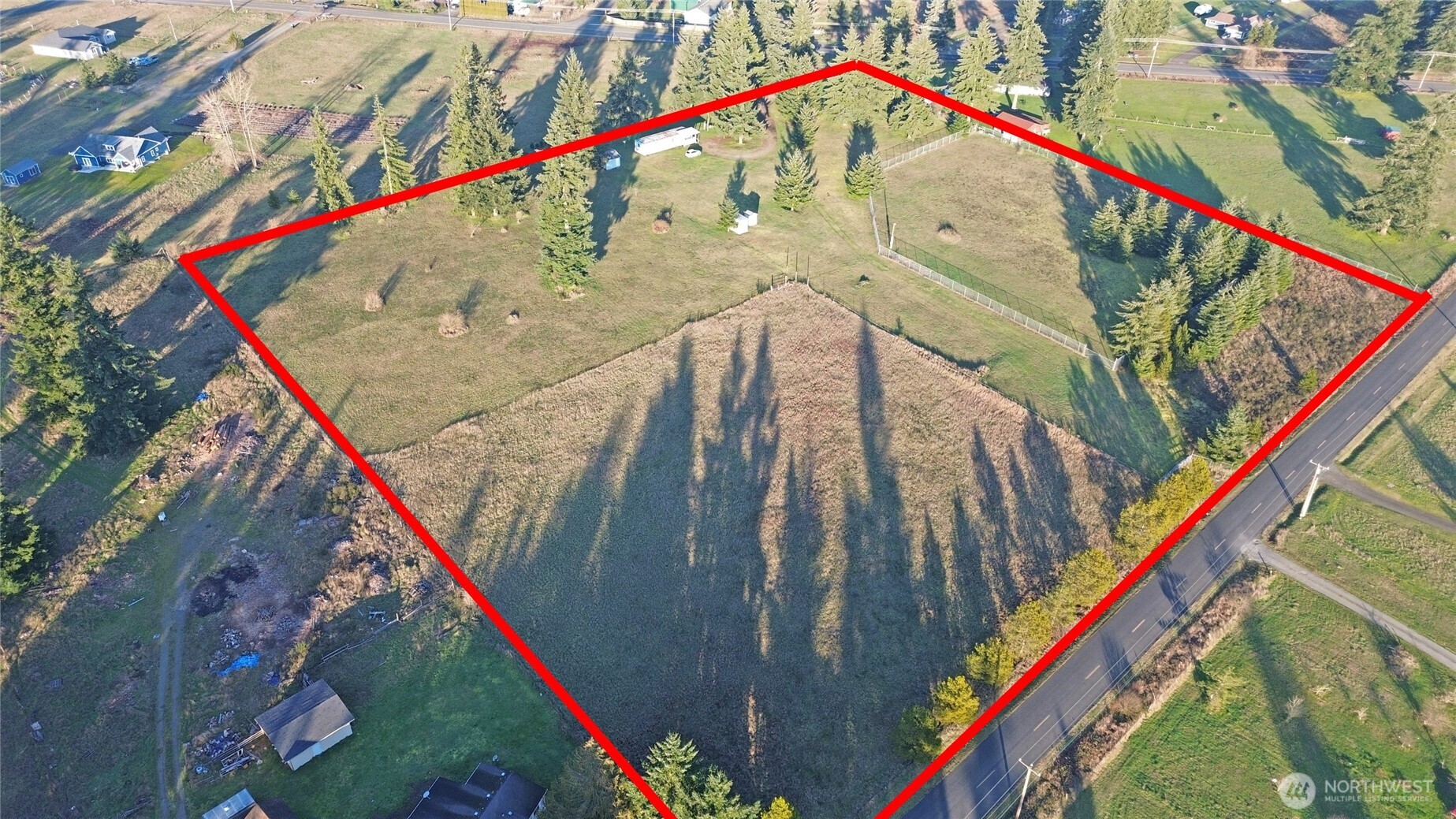 18525 Sargent Road Southwest Rochester, WA 98579 - Photo 17 of 37