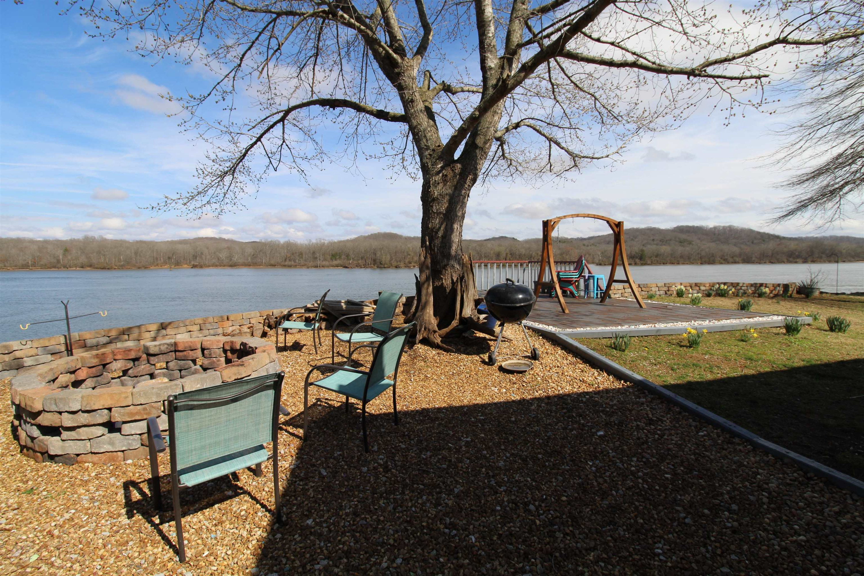 282 Riverview Drive Decaturville, TN 38329 - Photo 3 of 18 Photo 3