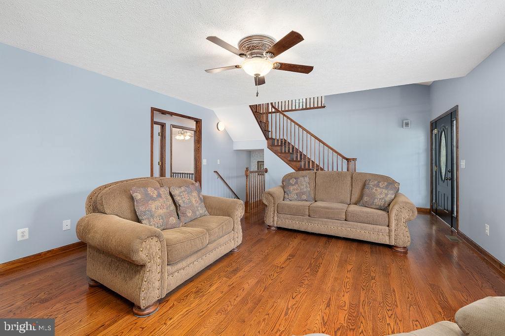 4811 Ridge Road Spotsylvania, VA 22551 - Photo 13 of 96 Gallery Image 13