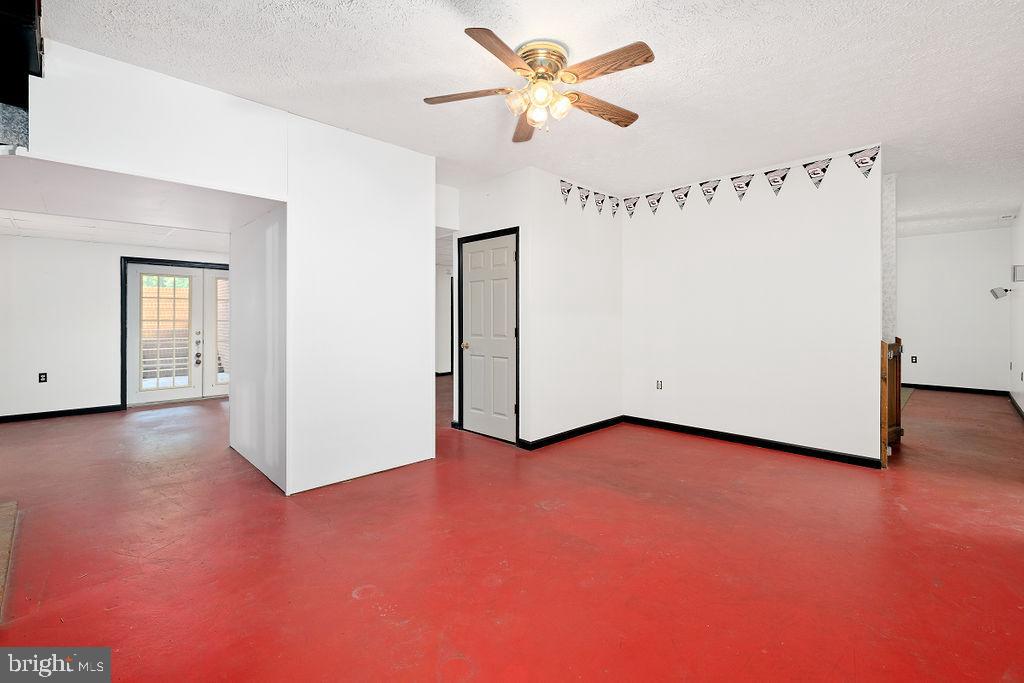 4811 Ridge Road Spotsylvania, VA 22551 - Photo 48 of 96 Gallery Image 48