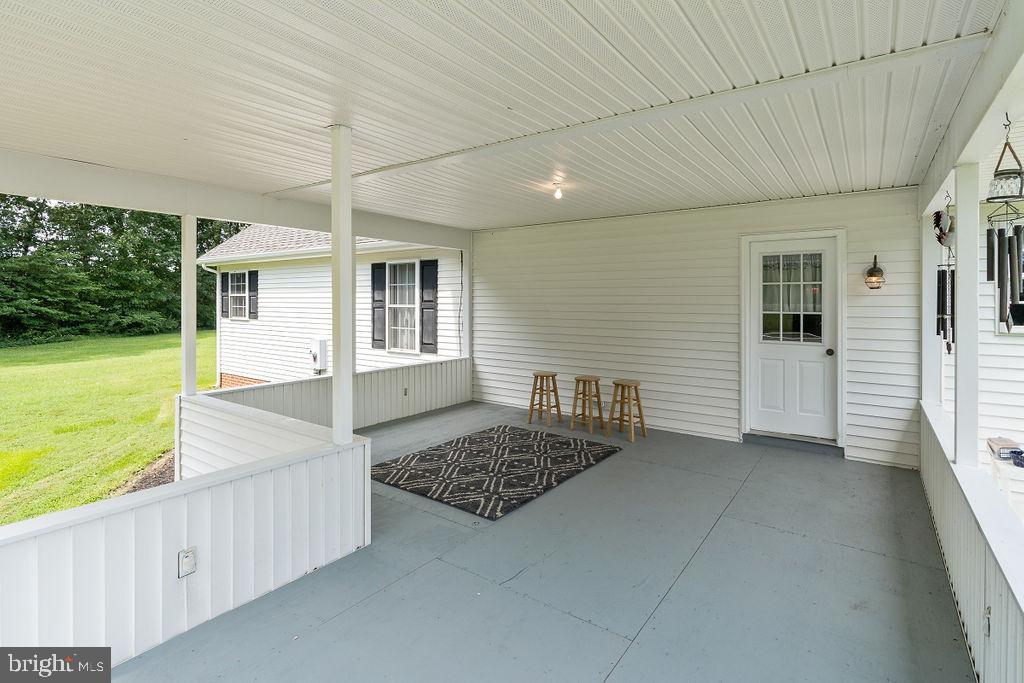 4811 Ridge Road Spotsylvania, VA 22551 - Photo 8 of 96 Gallery Image 8