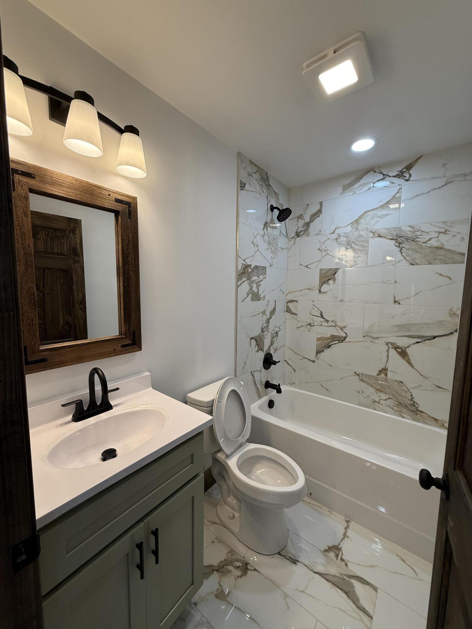 2387 Porch Rock Road Pikeville, TN 37367 - Photo 15 of 30 IMG_9408