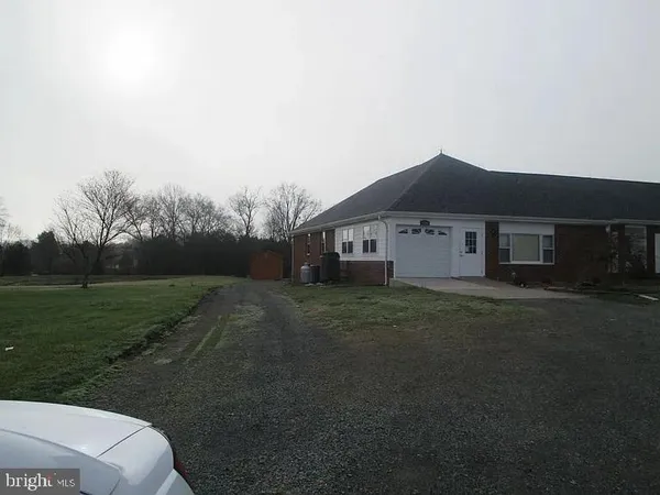 $975 | 11591 James Madison Highway, Remington, VA 22734