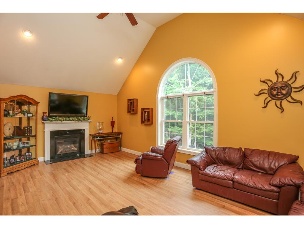 95 Locust Hill Road Goffstown, NH 03045 - Photo 13 of 34 Gallery Image 13