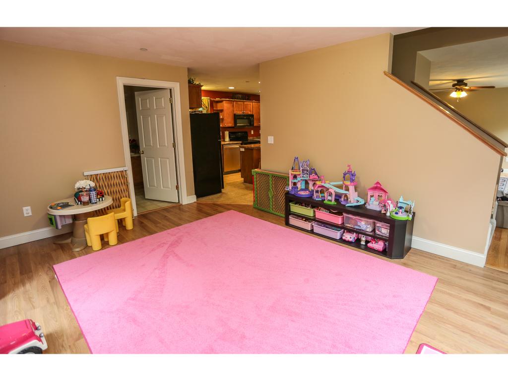 95 Locust Hill Road Goffstown, NH 03045 - Photo 19 of 34 Gallery Image 19