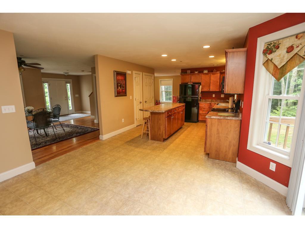 95 Locust Hill Road Goffstown, NH 03045 - Photo 7 of 34 Gallery Image 7