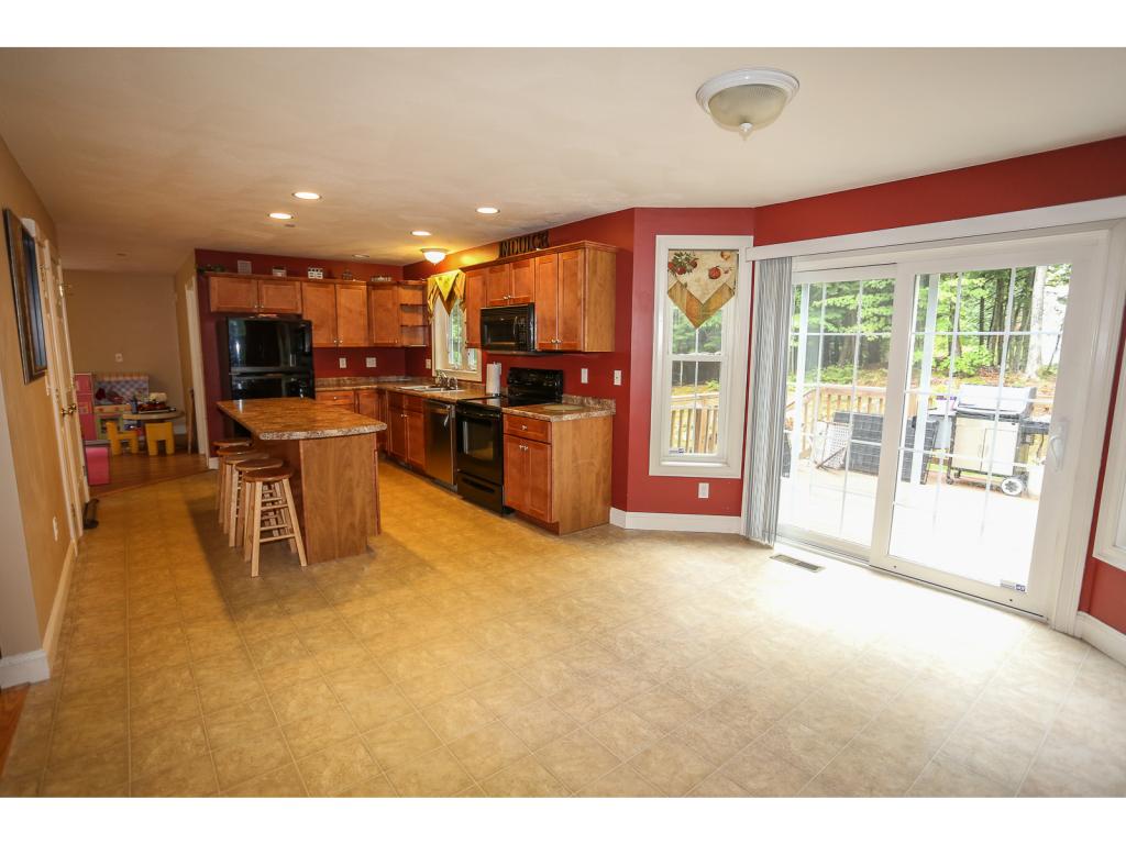 95 Locust Hill Road Goffstown, NH 03045 - Photo 8 of 34 Gallery Image 8