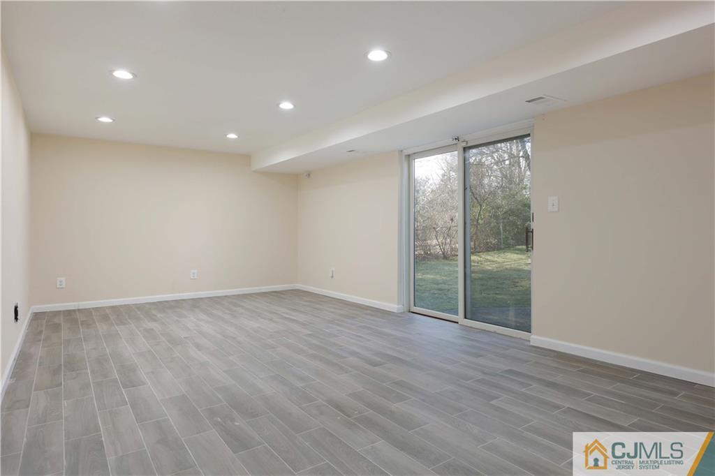 10 University Road East Brunswick, NJ 08816 - Photo 16 of 28 Gallery Image 16