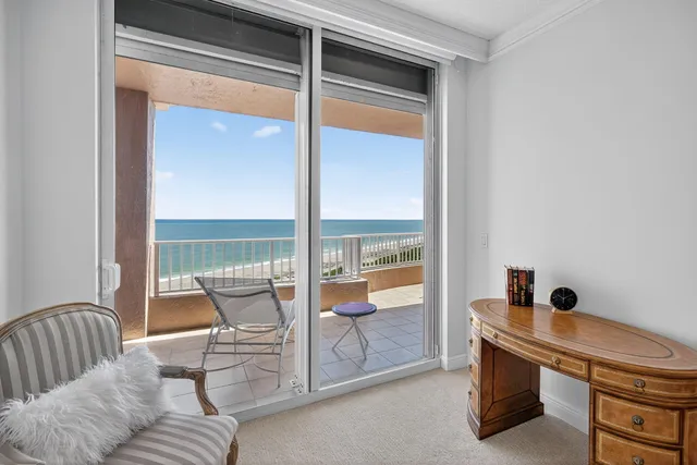 a view of workspace with outdoor seating