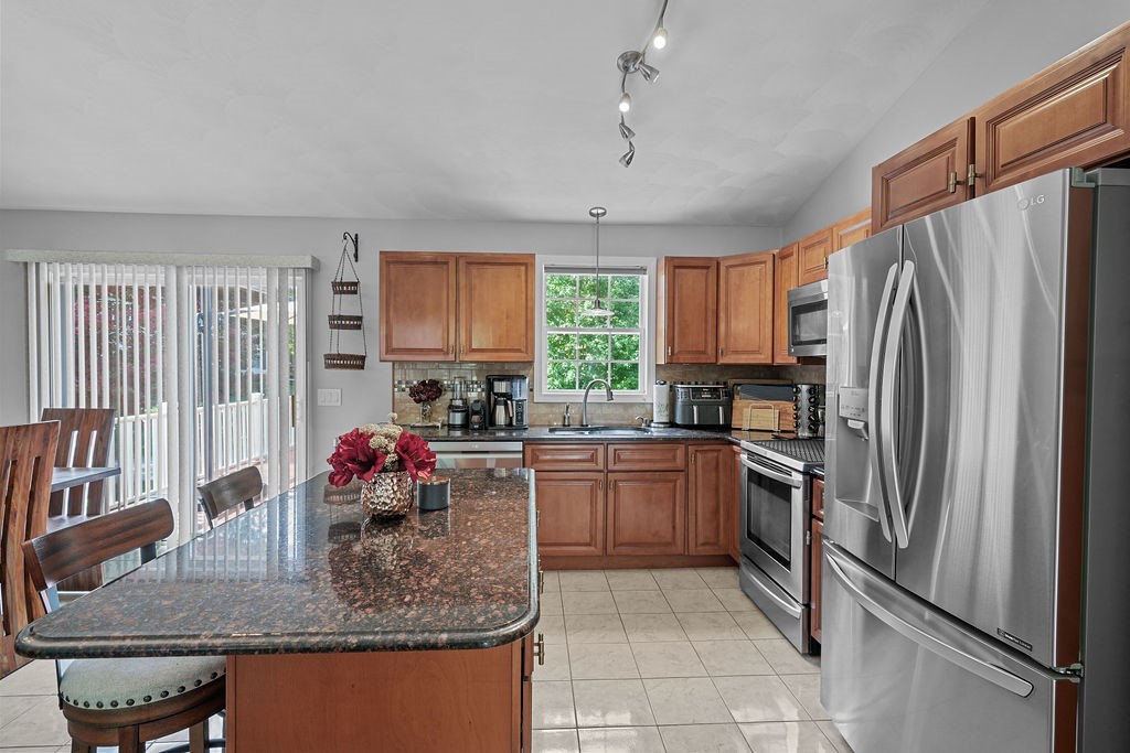 3 Valley Drive Johnston, RI 02919 - Photo 17 of 36