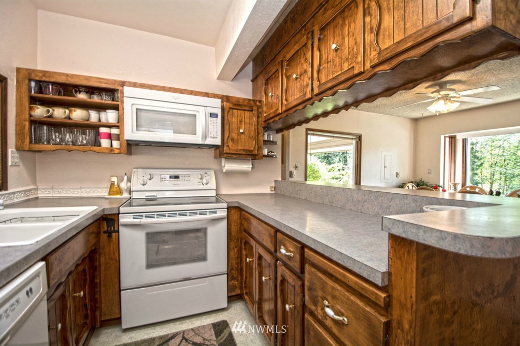 20929 Menzel Lake Road Granite Falls, WA 98252 - Photo 8 of 18 Gallery Image 8