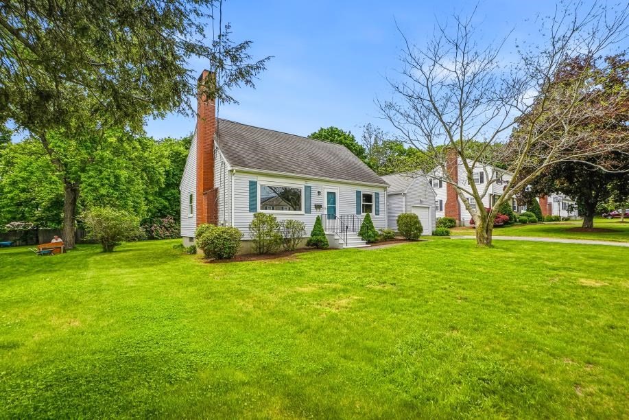 8 Castle Road Millis, MA 02054 - Photo 2 of 41