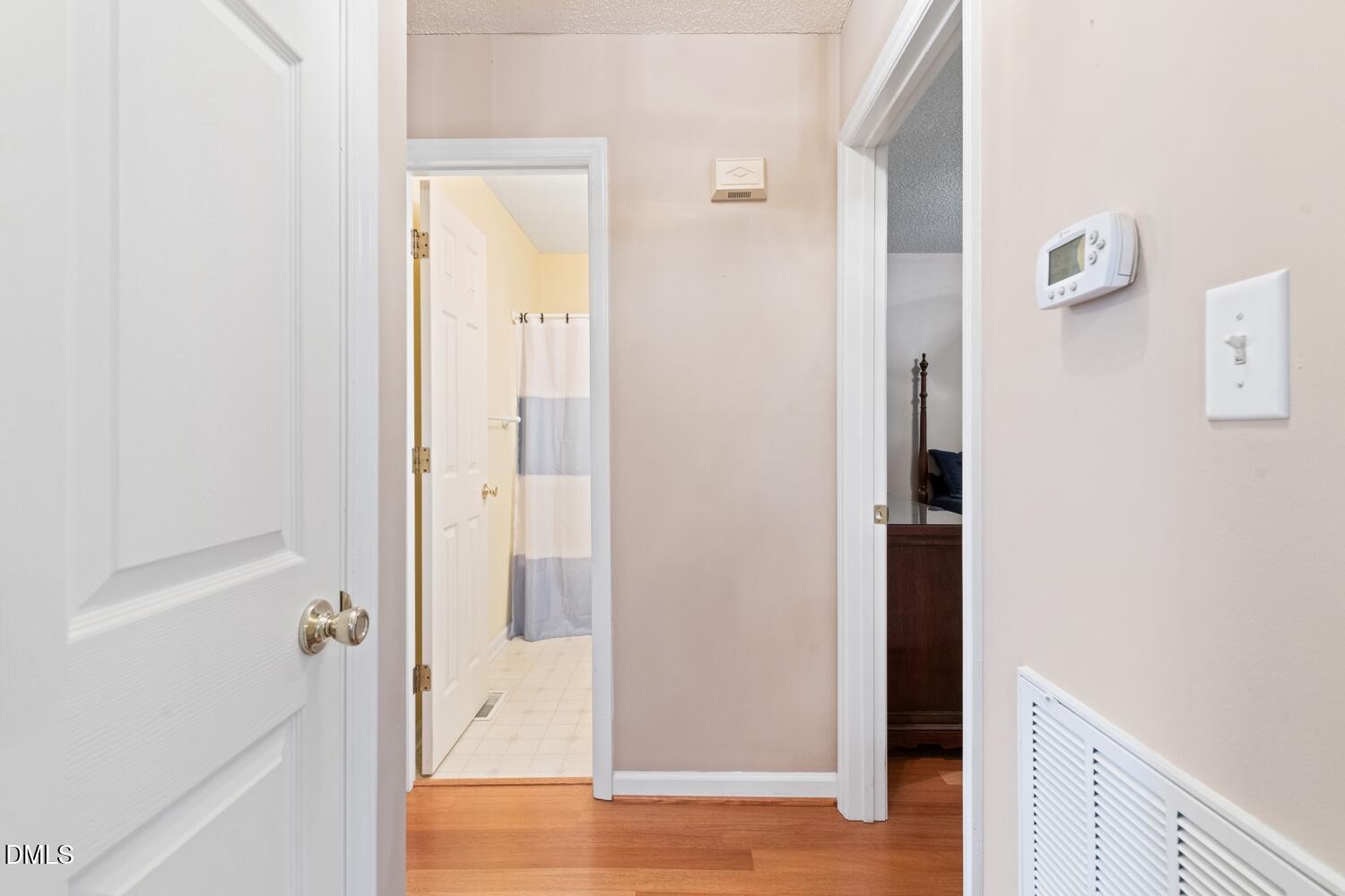 1507 Sykes Road Mebane, NC 27302 - Photo 12 of 26 Hallway