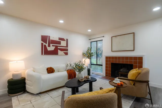 $799,000 | 910 Beach Park Boulevard, Unit 97, Foster City, CA 94404