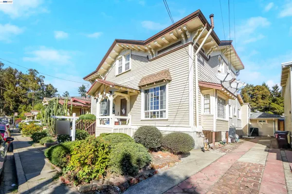 $749,000 | 2550 Pleasant Street, Oakland, CA 94602