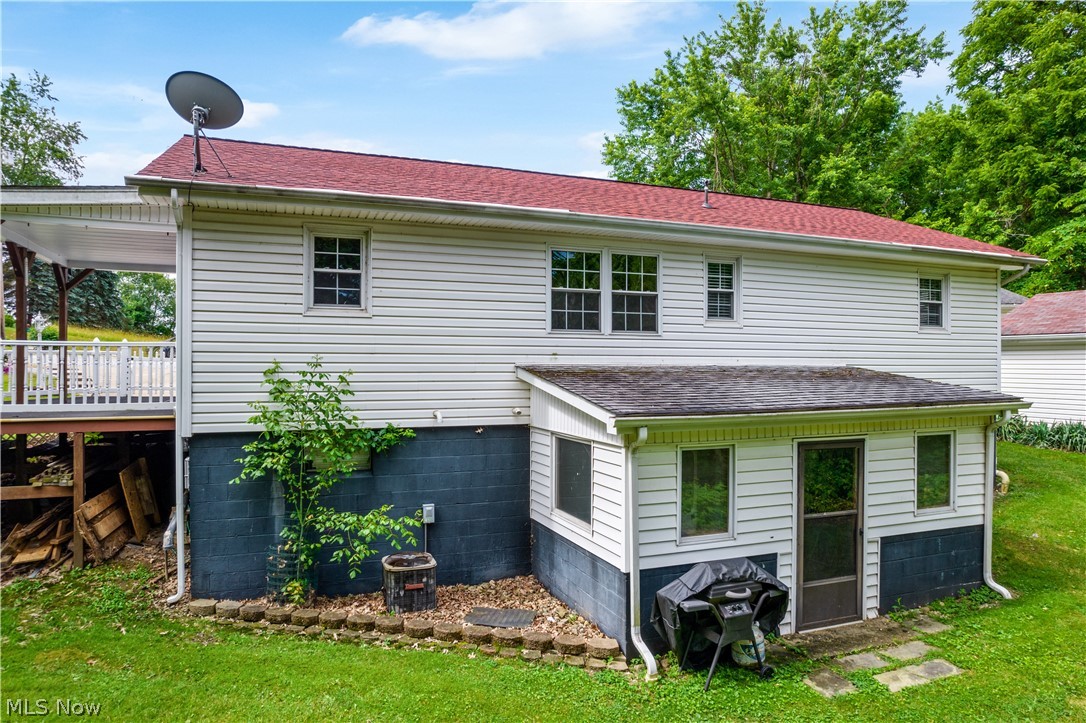 51415 Wegee Road Bellaire, OH 43906 - Photo 28 of 34