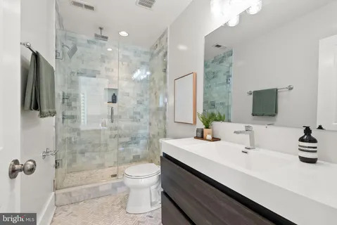 $875,000 | 113 Hamilton Street Northwest, Washington, DC 20011