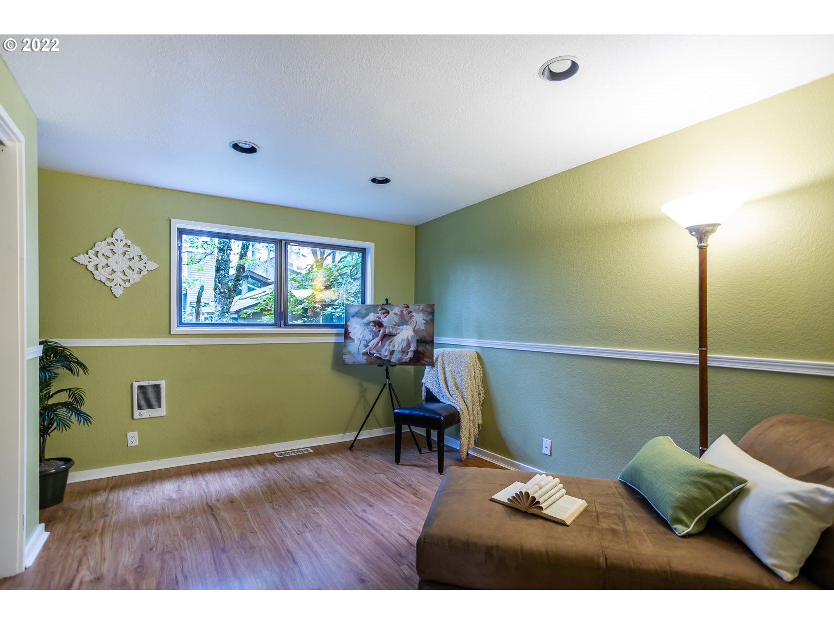 2017 Kimberly Drive Eugene, OR 97405 - Photo 11 of 32 a living room with furniture and a wooden floor