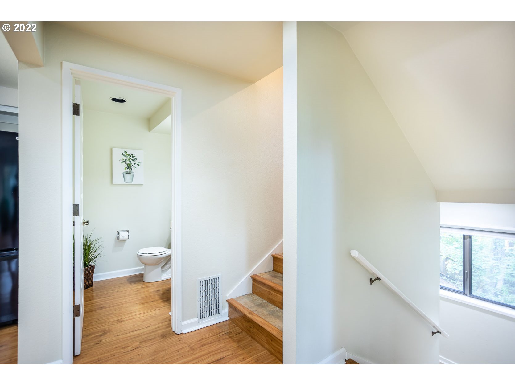 2017 Kimberly Drive Eugene, OR 97405 - Photo 8 of 32 a bathroom with a toilet sink and a mirror