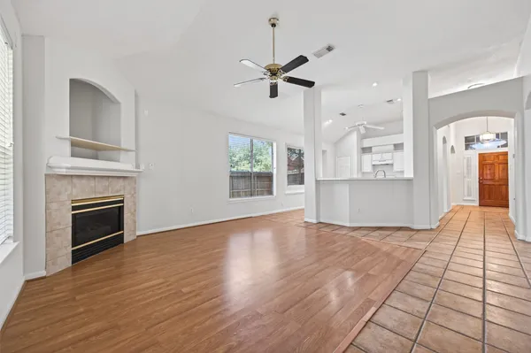 $279,500 | 14926 Lindenbrook Lane, Houston, TX 77095