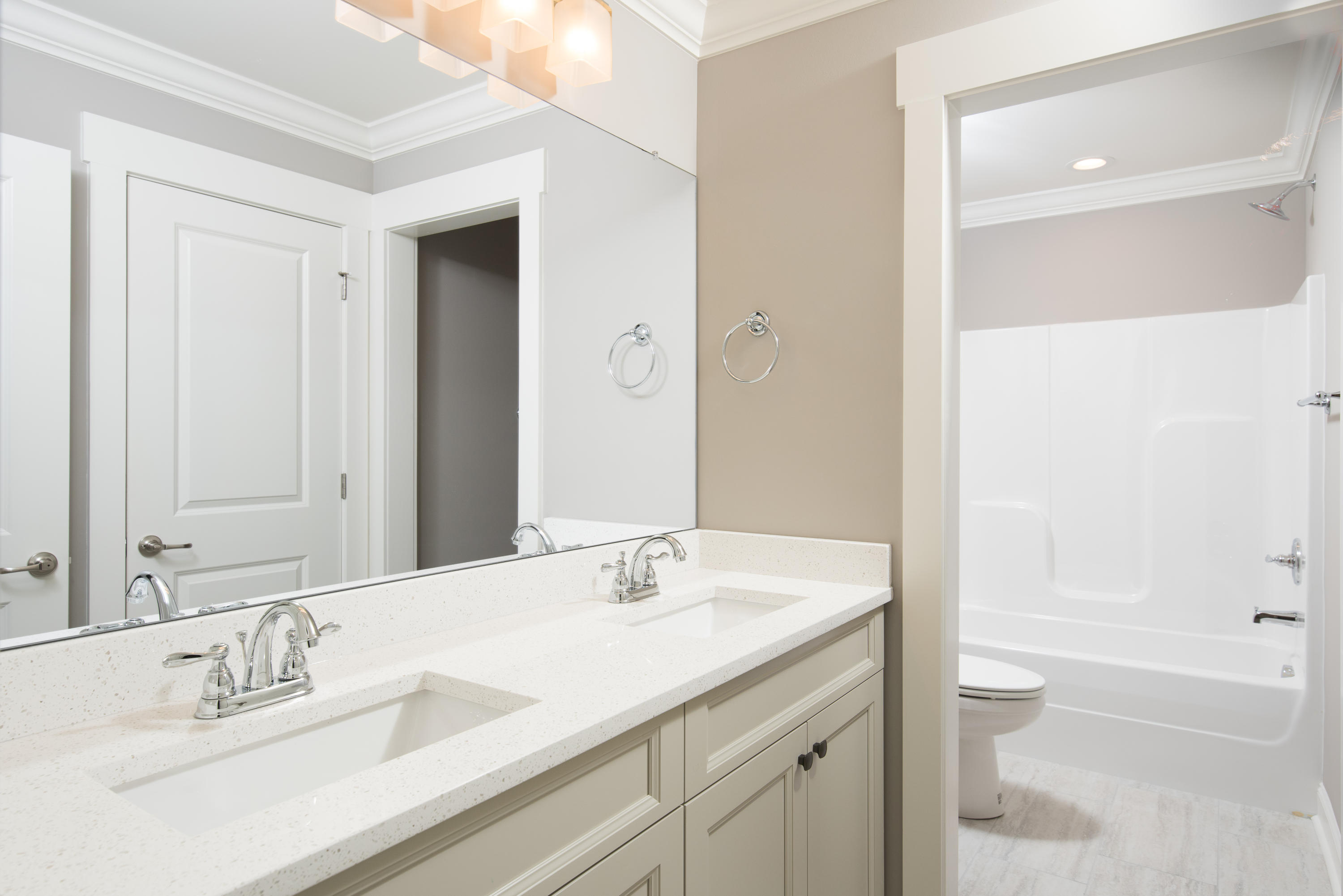 4945 Virginia Pine Road, Unit 2 Signal Mountain, TN 37377 - Photo 27 of 39 DSC_5015-Edit