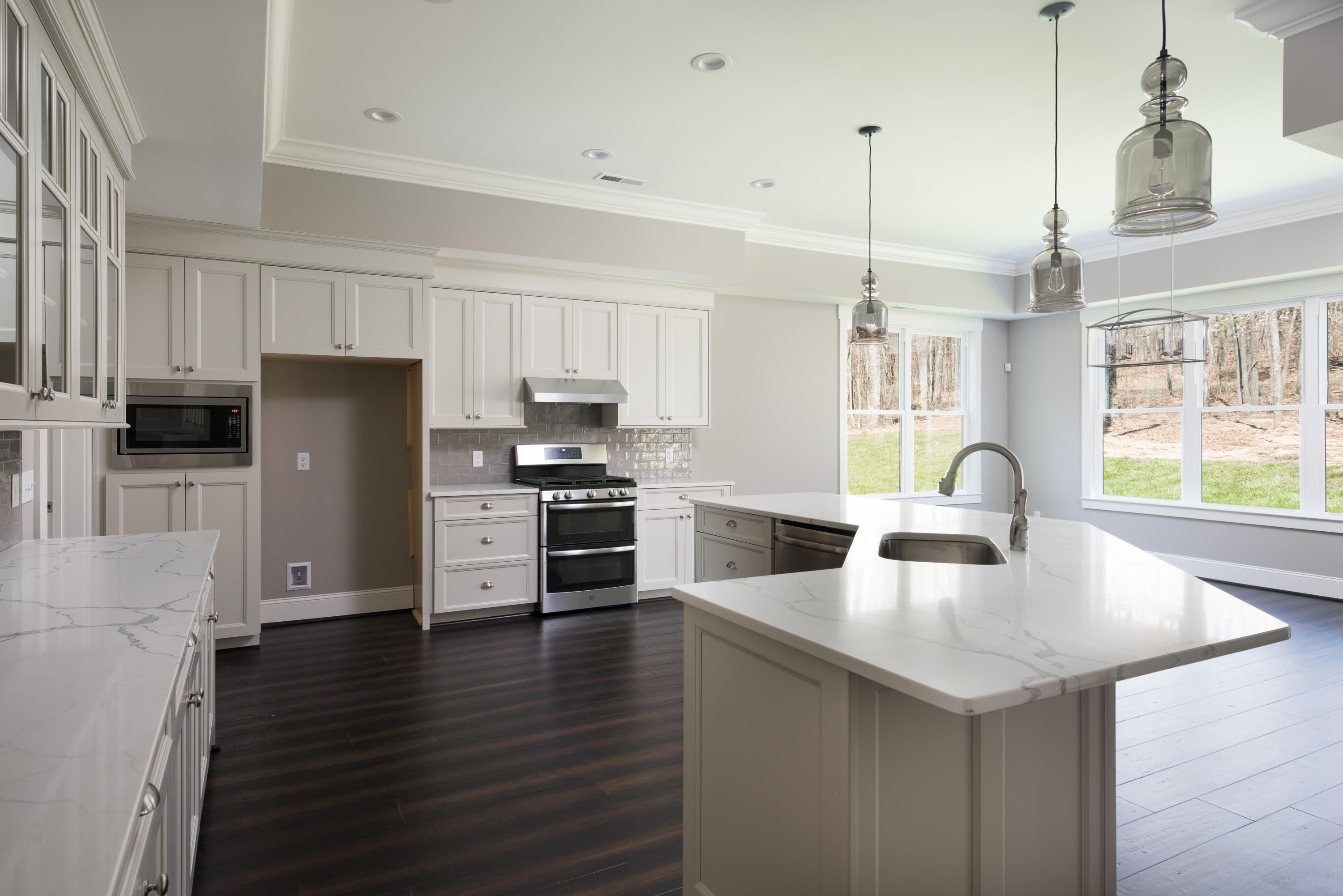 4945 Virginia Pine Road, Unit 2 Signal Mountain, TN 37377 - Photo 7 of 39 DSC_4905-Edit