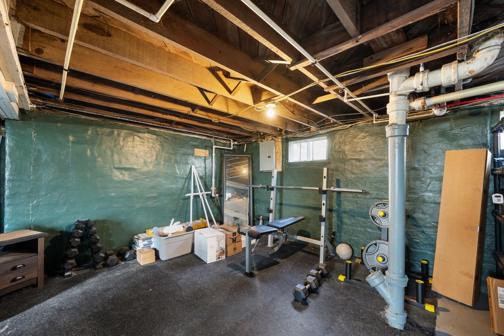 716 Morton Avenue Kewanee, IL 61443 - Photo 19 of 26 a view of a room with gym equipment