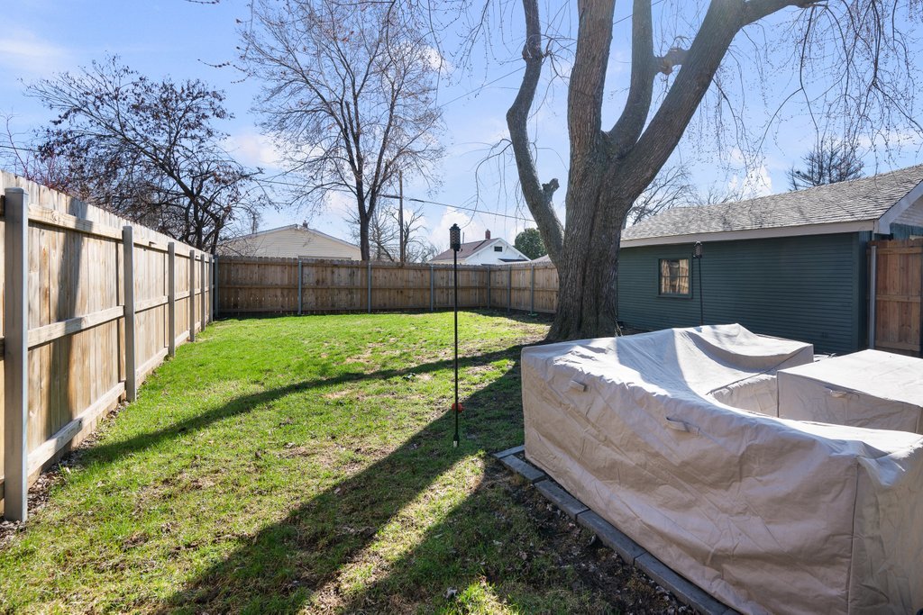 716 Morton Avenue Kewanee, IL 61443 - Photo 25 of 26 a view of a backyard with large trees