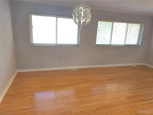 $145,900 | 8631 Old Bonhomme Road, Unit 3E, St. Louis, MO 63132