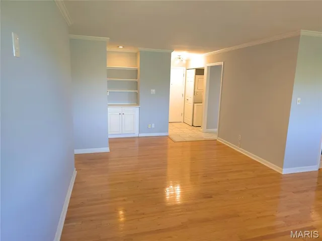 $145,900 | 8631 Old Bonhomme Road, Unit 3E, St. Louis, MO 63132