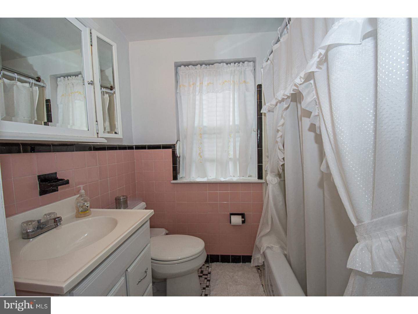 223 Pickwick Road Havertown, PA 19083 - Photo 14 of 22