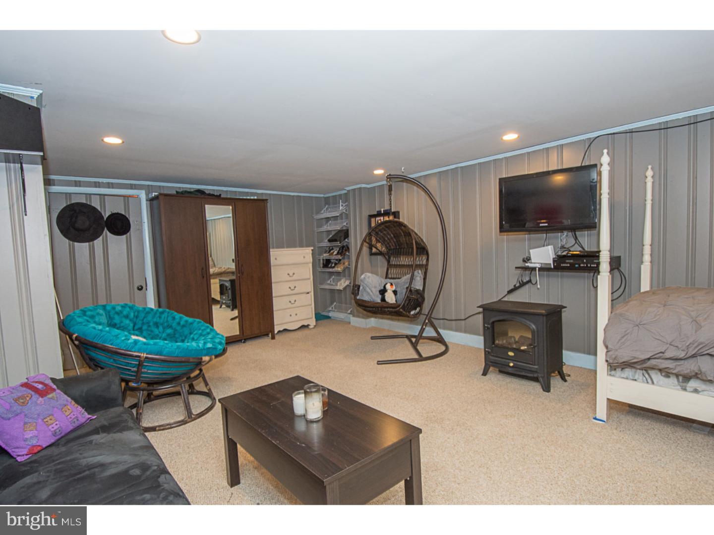 223 Pickwick Road Havertown, PA 19083 - Photo 16 of 22