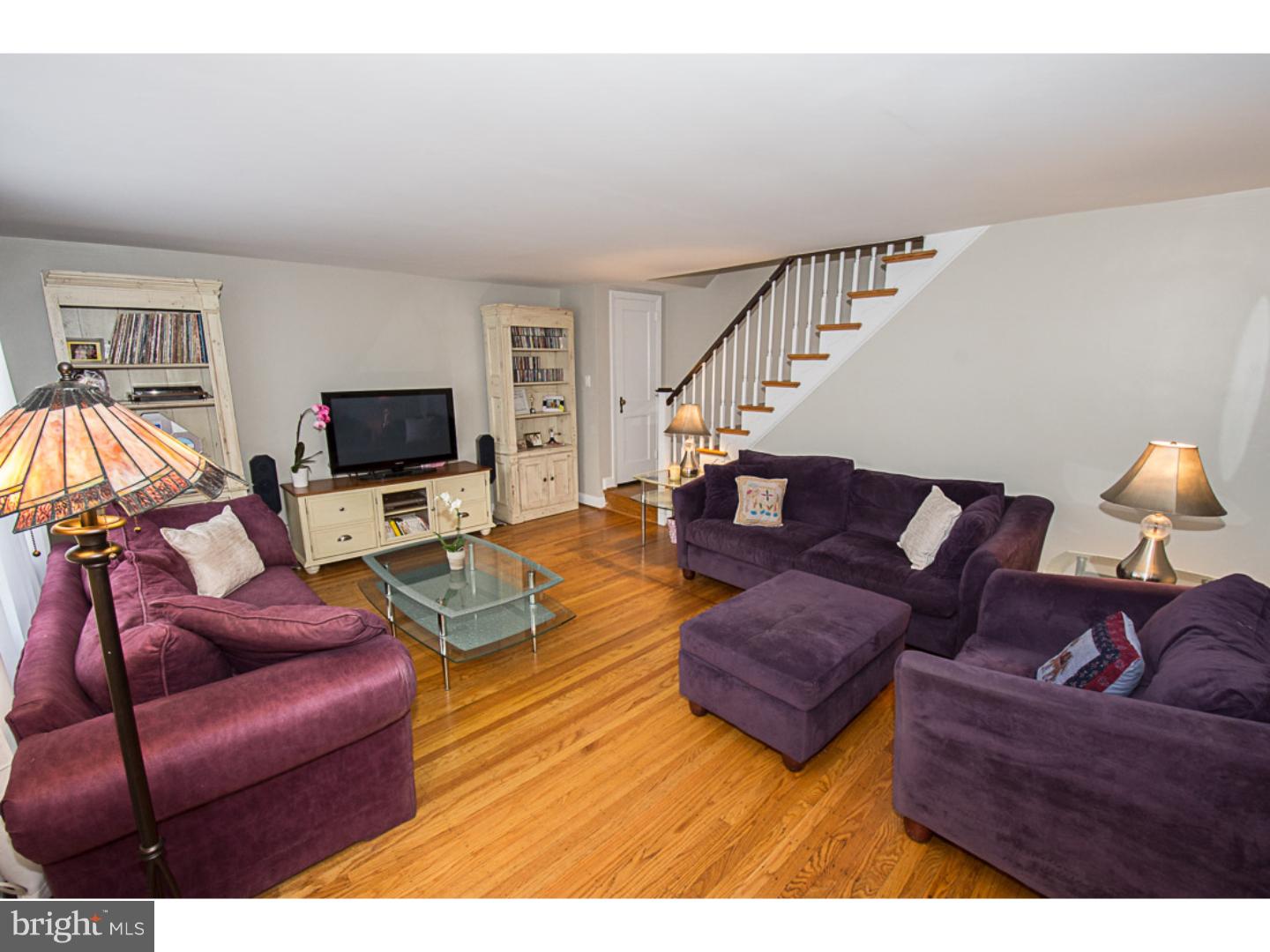223 Pickwick Road Havertown, PA 19083 - Photo 3 of 22