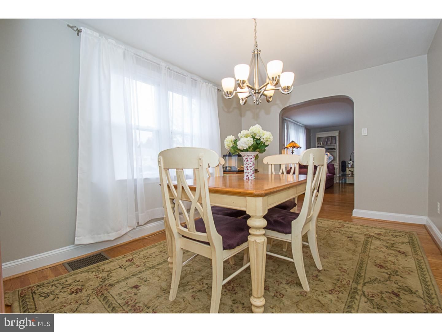 223 Pickwick Road Havertown, PA 19083 - Photo 5 of 22