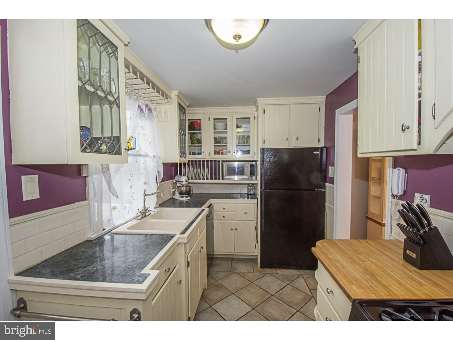223 Pickwick Road Havertown, PA 19083 - Photo 10 of 22
