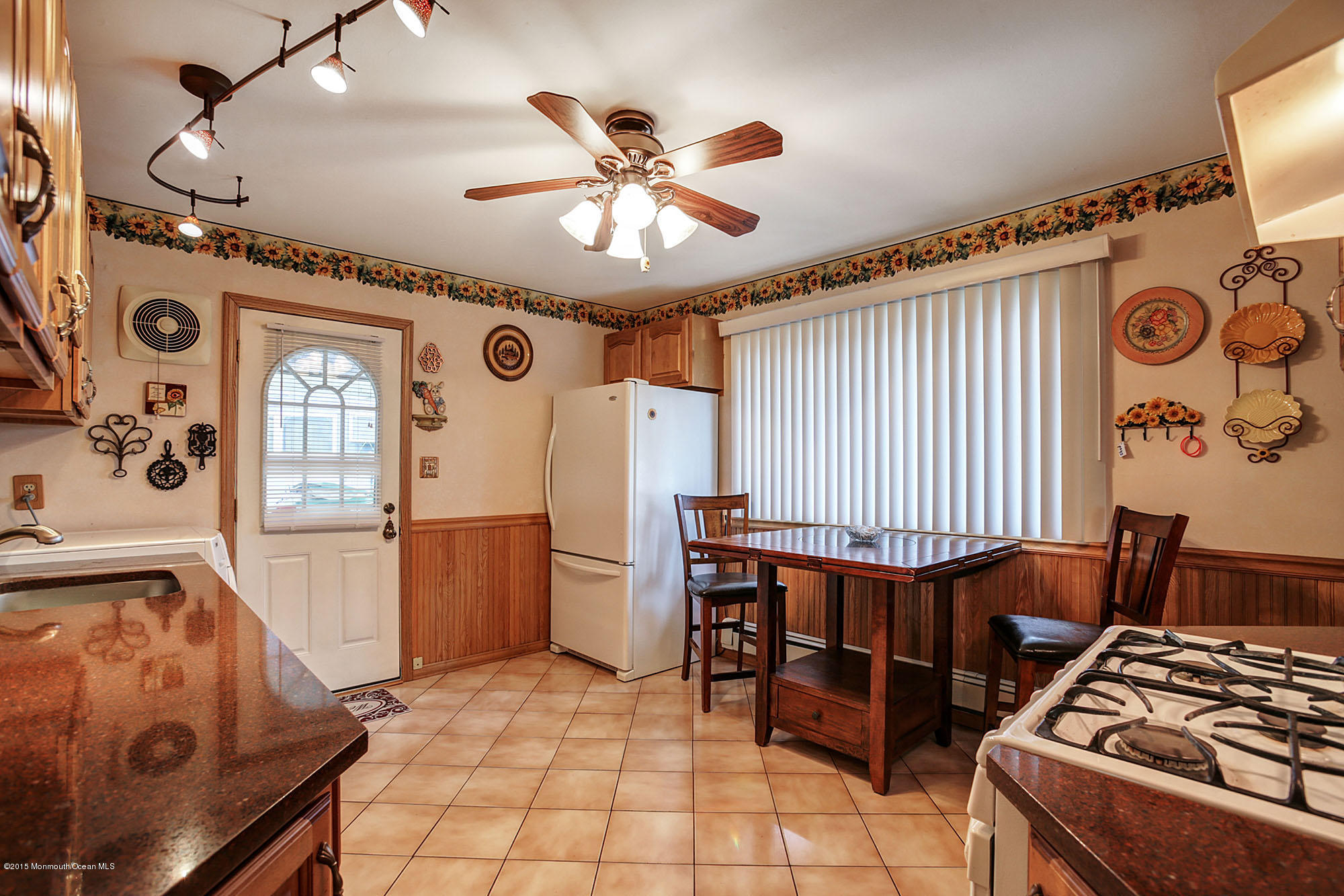 30 Weldon Road Edison, NJ 08817 - Photo 9 of 20 IMG_8430_1_2_fused
