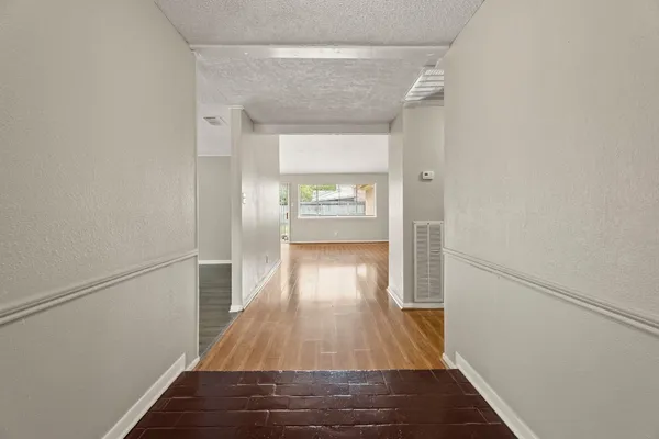 $2,295 | 15911 Mill Point Drive, Houston, TX 77059