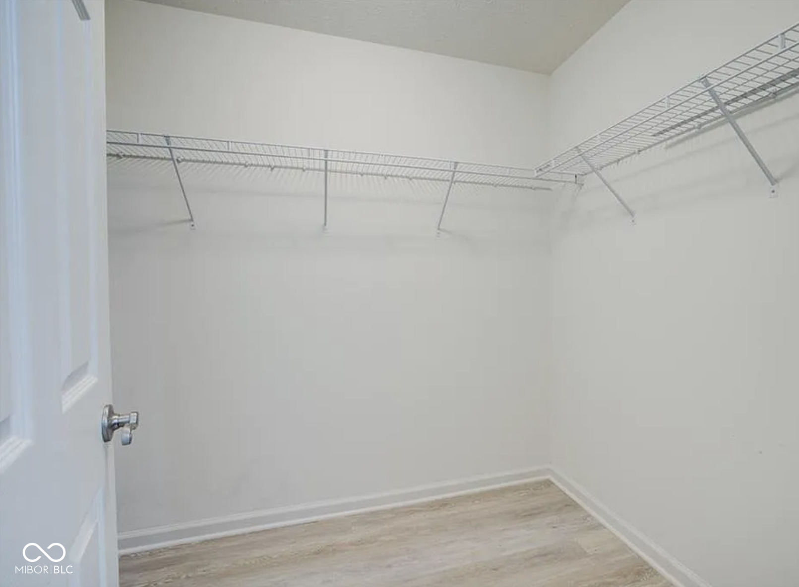 11475 Clay Court, Unit 100 Fishers, IN 46037 - Photo 18 of 31