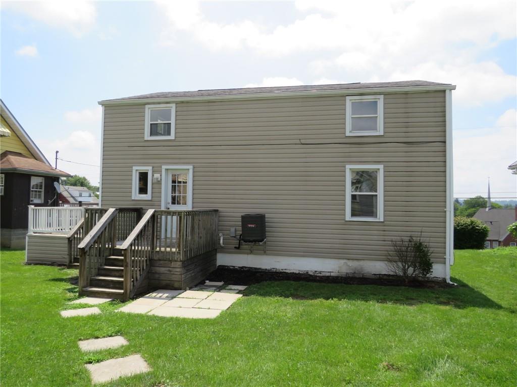 347 Clark Street Washington, PA 15301 - Photo 30 of 33 a front view of house with yard