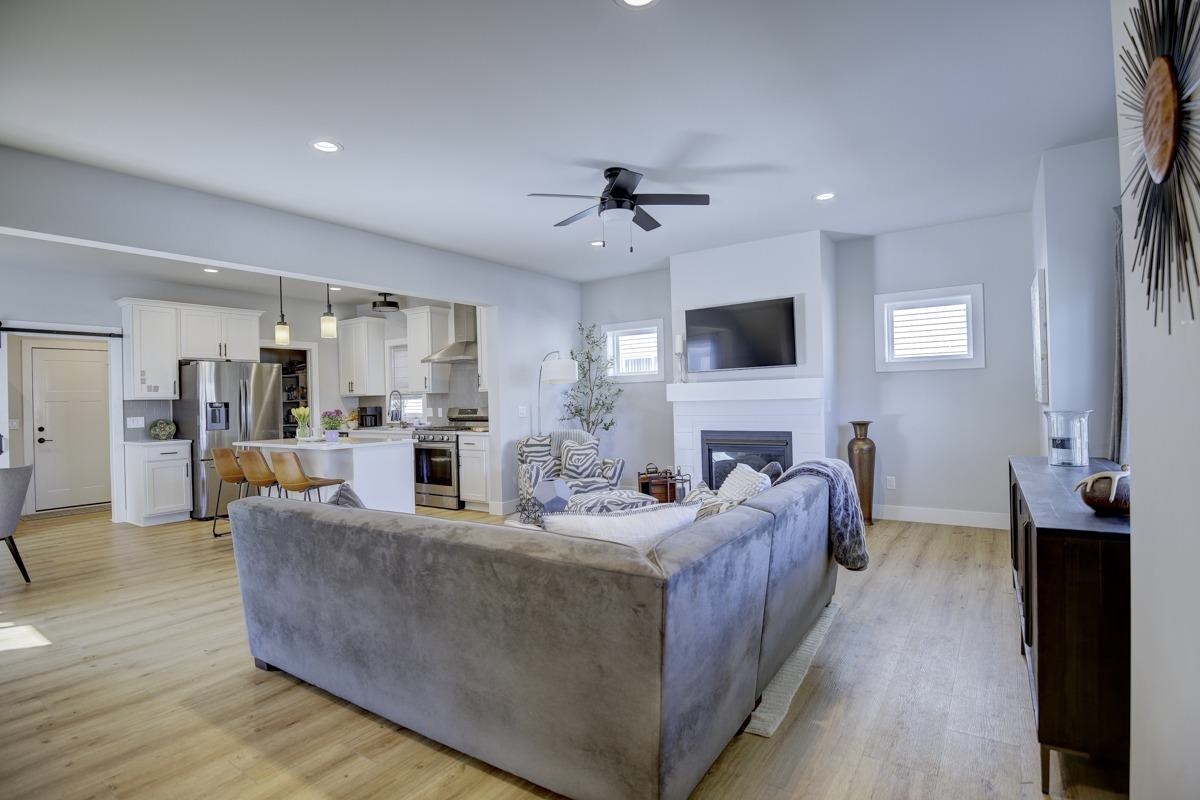 4869 Arugula Road Fitchburg, WI 53711 - Photo 8 of 53