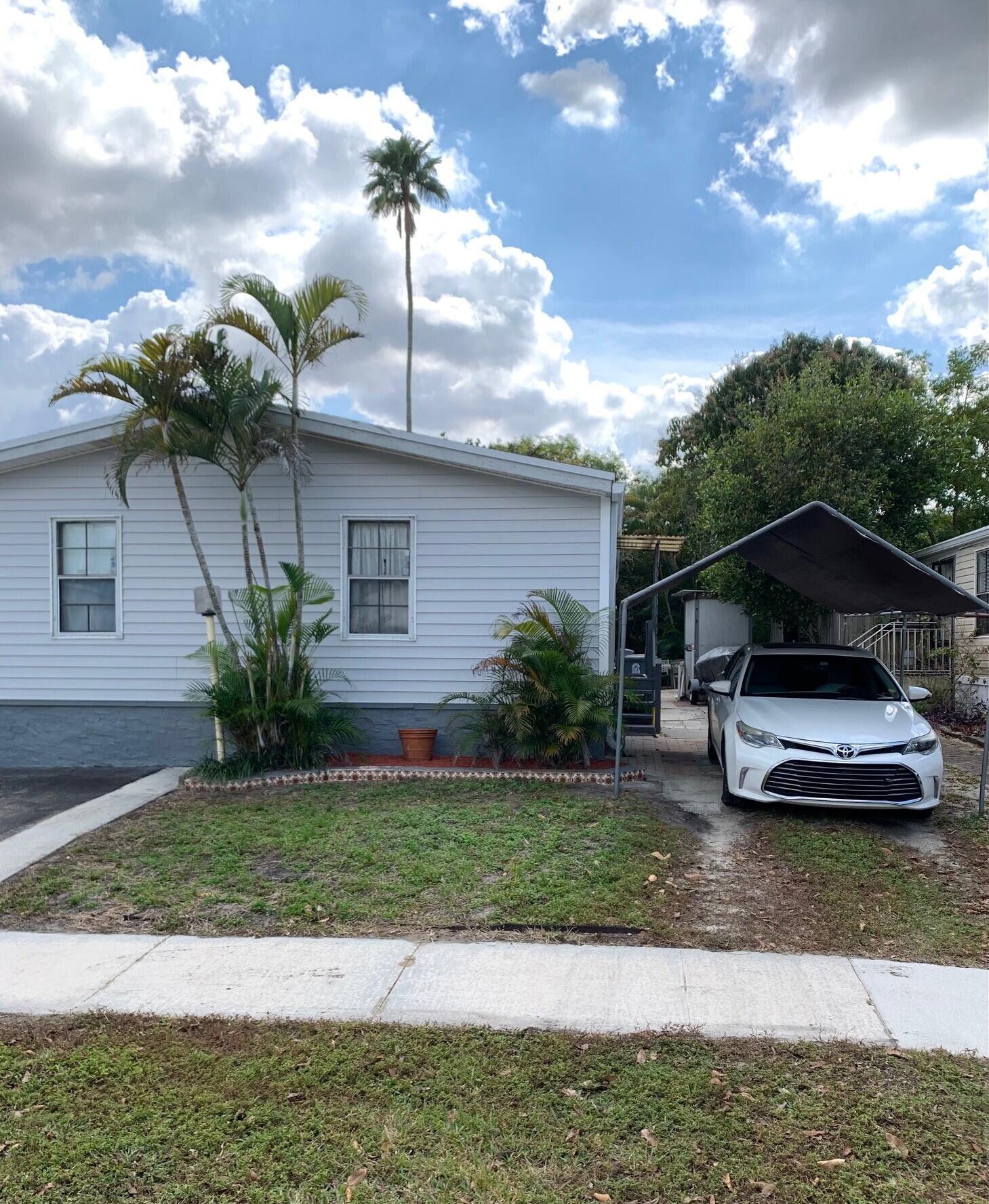 10424 Marina Way Boca Raton, FL 33428 - Photo 1 of 14 North front facinging
