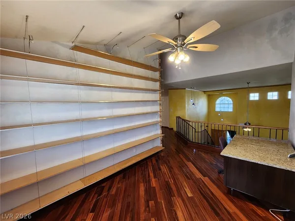 $2,900 | 328 Palisades Drive, Henderson, NV 89014