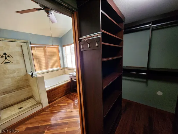 $2,900 | 328 Palisades Drive, Henderson, NV 89014