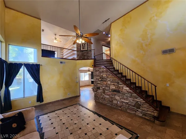 $2,900 | 328 Palisades Drive, Henderson, NV 89014