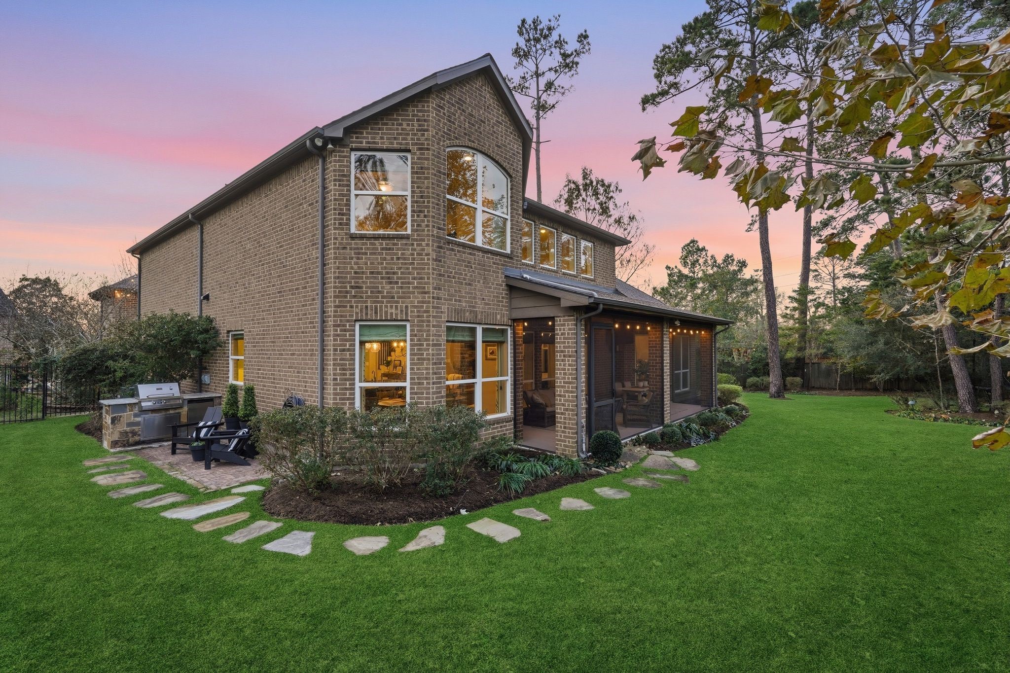 147 West Valera Ridge Place The Woodlands, TX 77389 - Photo 44 of 50 Pathway leading outdoor kitchen